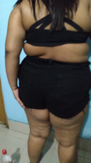 Aria Mia: Eua sexy madrasta