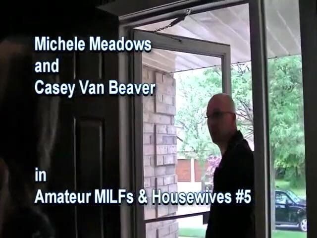 Homegrown Wives: Michele Meadows fute un muncitor tatuat