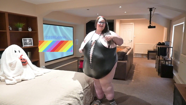 SSBBWLadyBrads: SSBBW sexy tlustý černý kožený oblek