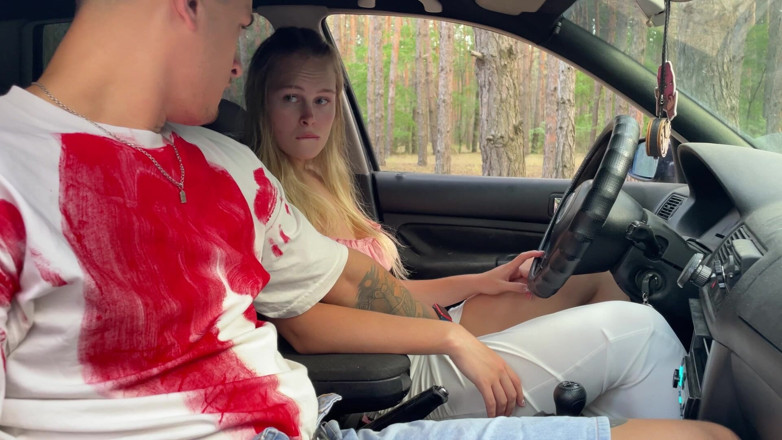 HotPrincessUA: Ravvivando il suo uomo al limite vero crollo dell'auto climax!