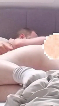 나는 나에게 편지를 쓴 첫 번째 낯선 사람과 남편을 속이고 당신을 위해 모든 것을 촬영합니다!