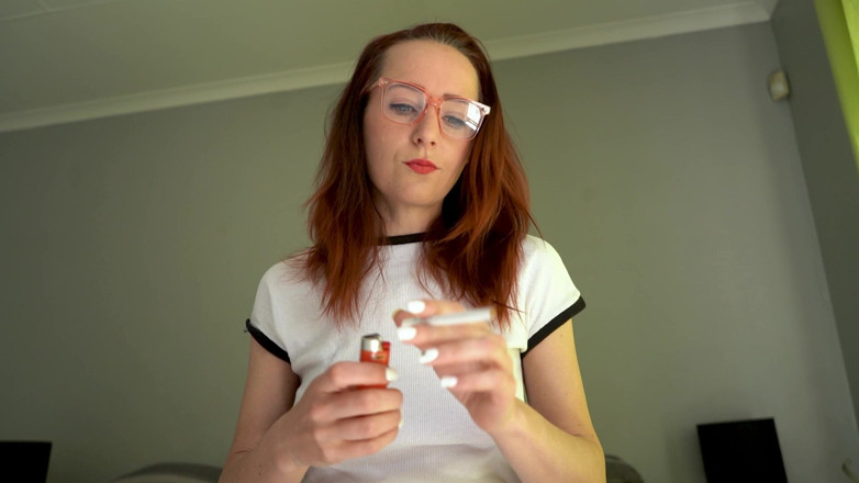 Alicia Robertz: Hot Girl Smoking in Tight White Top