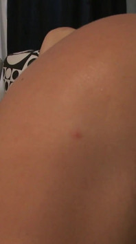 Krissy a Kendra vědí, jak uspokojit nutkání po ptákovi