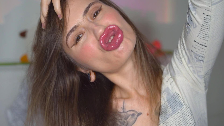 Rarible Diamond: Seksi kız dudak kokulu gfe