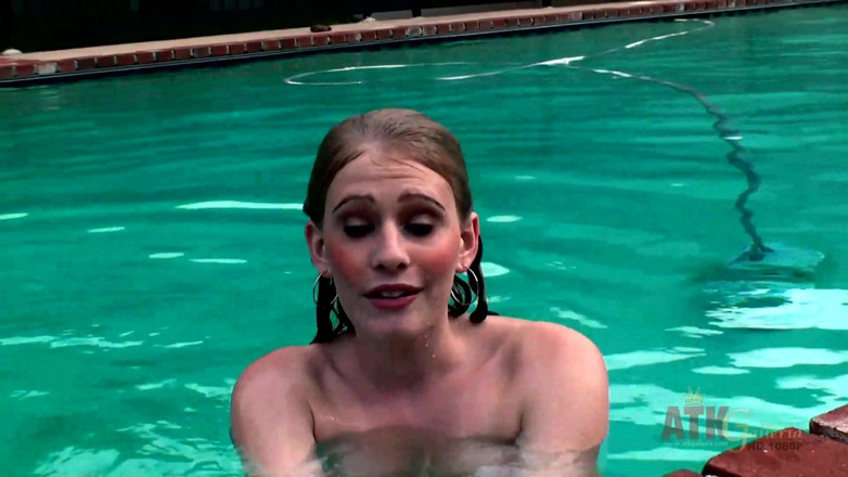 ATKIngdom Fans: Alli jumps into the pool naked while chatting