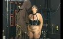 Dark room of slave seks: Mistress of Pain_pain 092