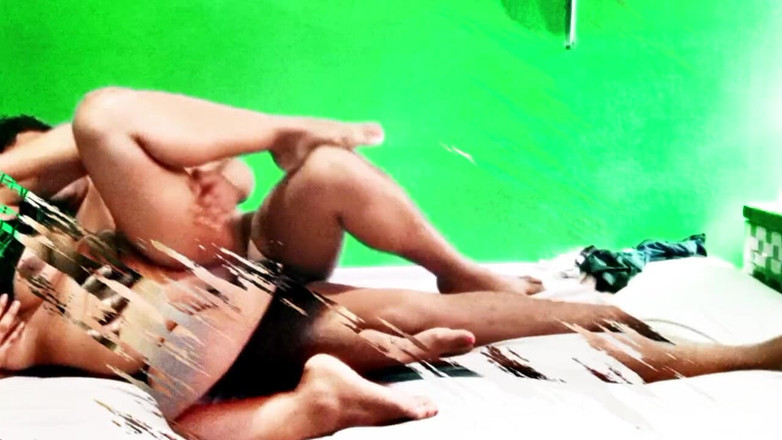 BigassMILF40: Krásná indická tetička s velkým zadkem saje a jezdí na...