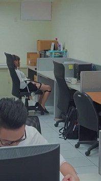 Hot Young Secretary Fucked by Her Boss in the Office