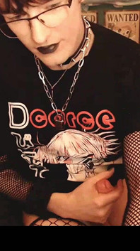 Goth Jerking and Cumming