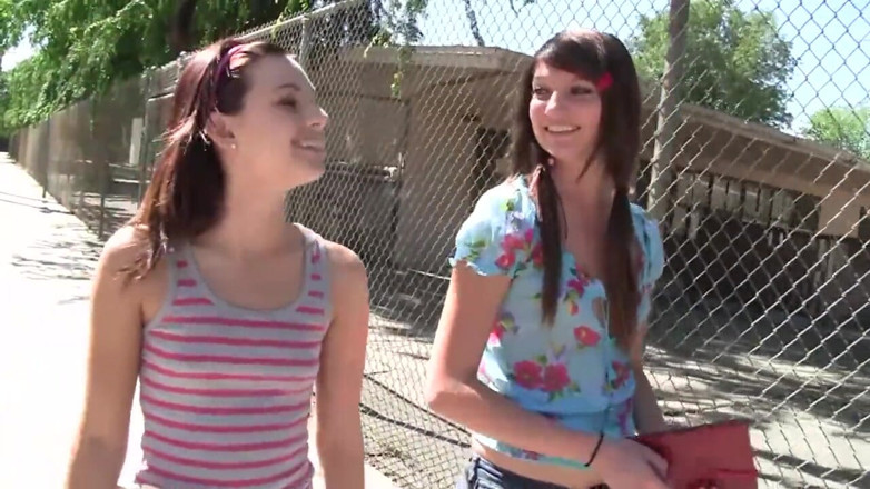 Hot Lesbians X: Соблазненный настоящей лесбиянкой - Эпизод No 32