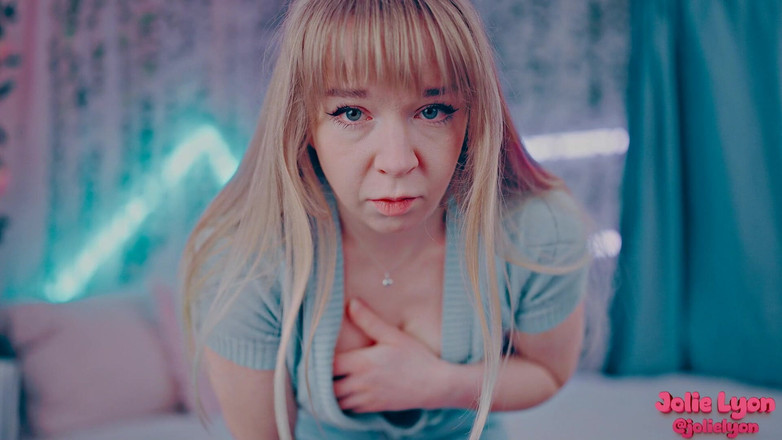 Jolie Lyon: My Stepdaughter's Bully Bullies Me Too