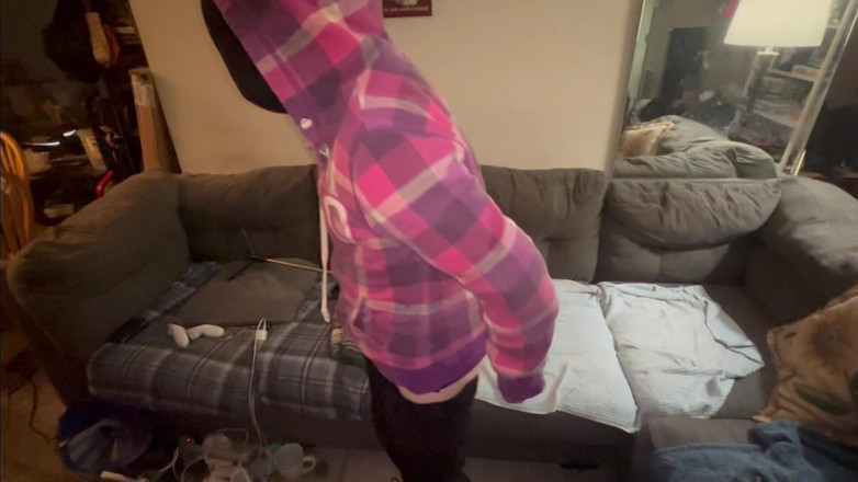 J13D75: 내가 끝날 때까지 무릎 꿇고 키스하는 스트리트 걸!