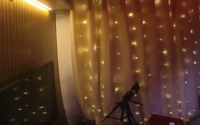Barbanegraz VR Trans: ソファで楽しんでいる2人の美女。VRボーナス