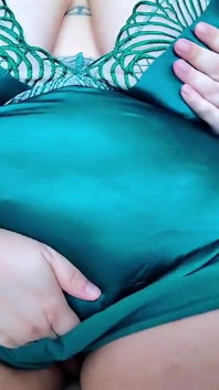 Voyeur Stepmom Gets off
