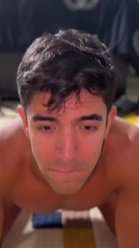 Follando twink bareback gay anal fisting sin cortar