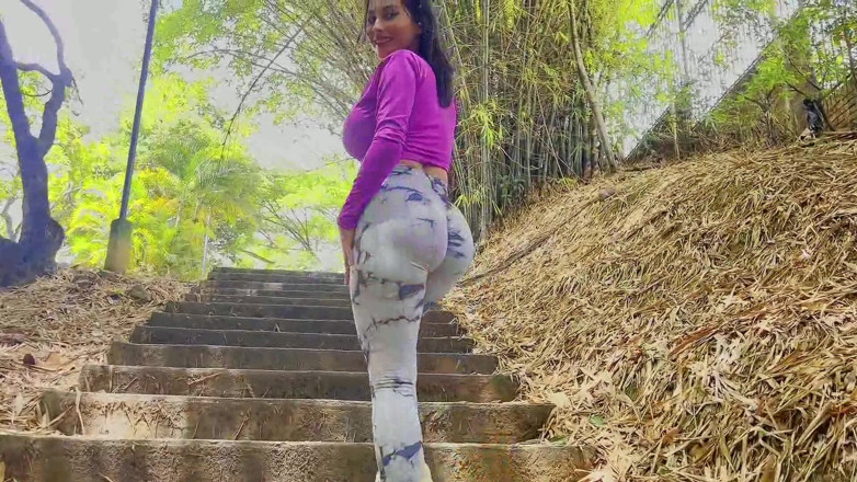 Jenifer Play: 23-year-old Colombian Model Has Hard Anal Sex with Personal Trainer -...