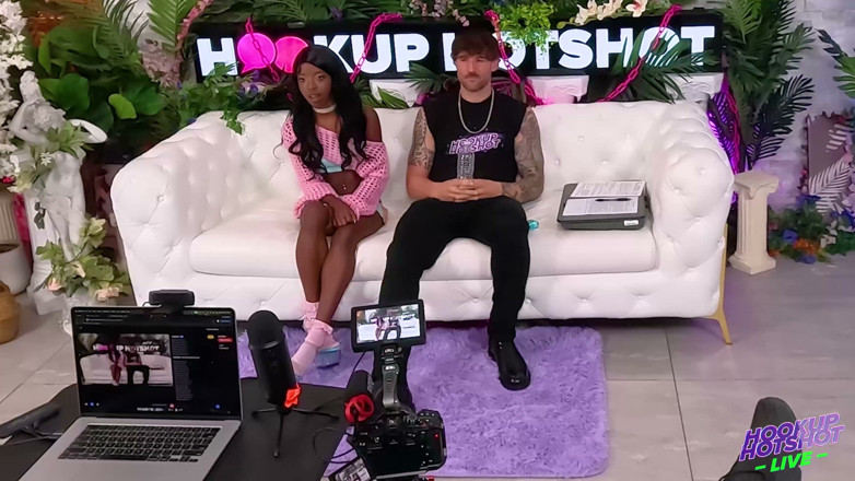 HookUp HotShot-BTS: Bts - Kae the Brat et Alex Legend