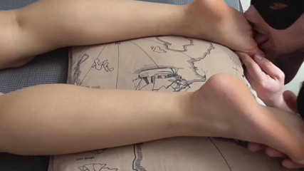 Foot Girls: Orgia com os pés na hierarquia dos escravos