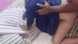 Sesso ragazza mallu carota nella schiena nel buco del fidanzato
