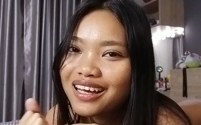 Abby Thai: Après les cours, je suis devenue sexy à la maison