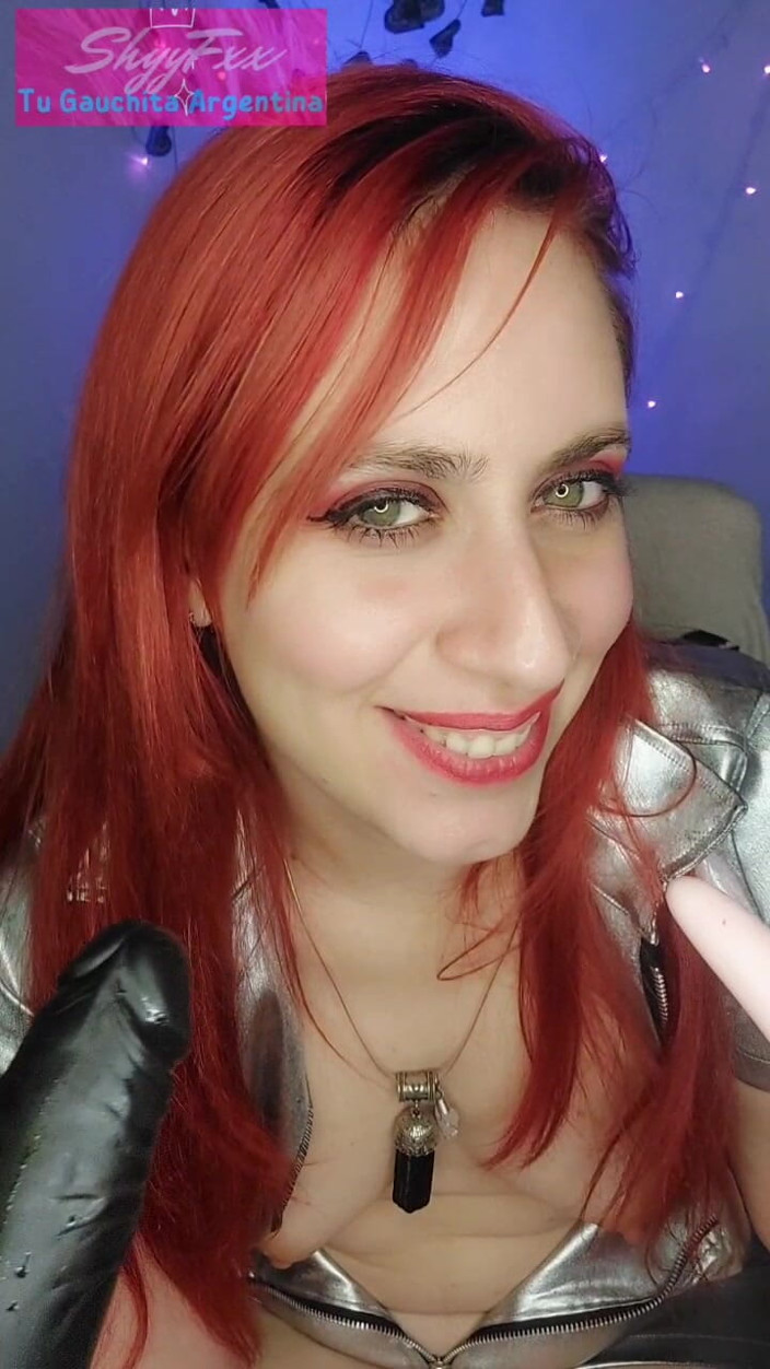 Tu Gauchita Argentina: I Brought a Shameful One Home to Suck His Dick...