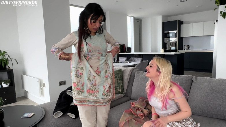 Aaliyah Yasin: Aaliyah在Kitty分手后安慰她