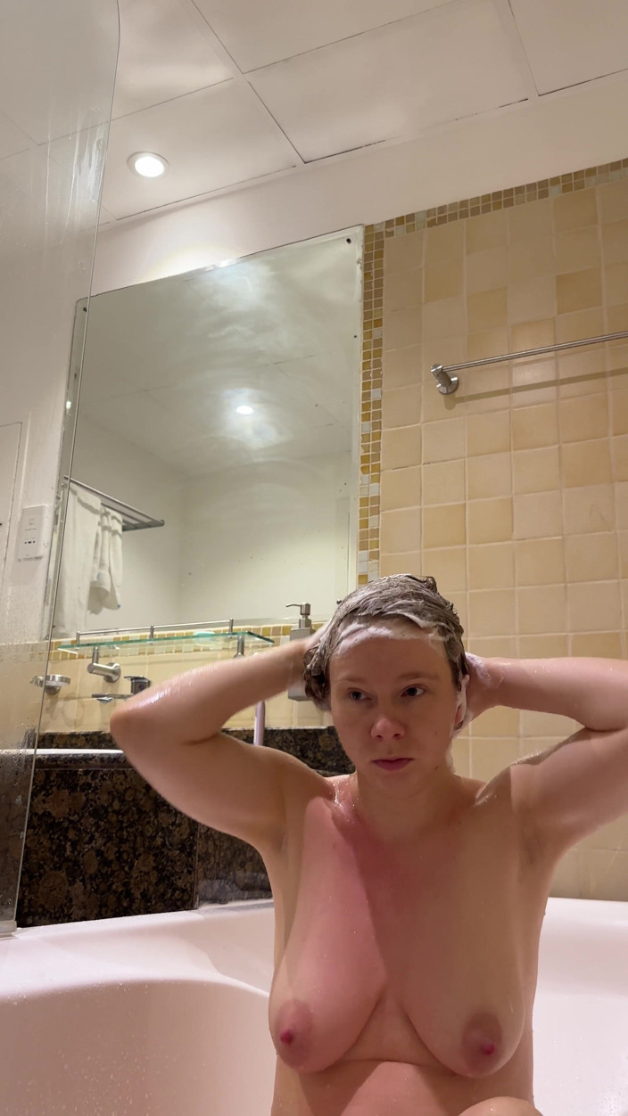 SweetLucy96: Skulle du låta mig reta dig?