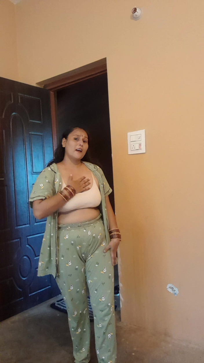 Puja555: 춤추는 푸자 베이비