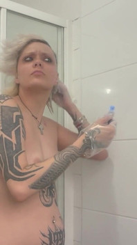 Blanqueando mis raíces y cejas