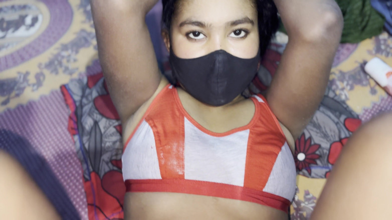 Analupdate: Индийская красивая девушка дези с большим трахом большого черного члена в гостиничном номере Ойо