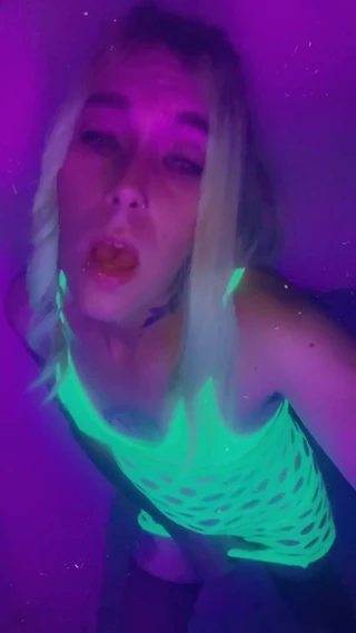 性感内衣 Rave 女孩