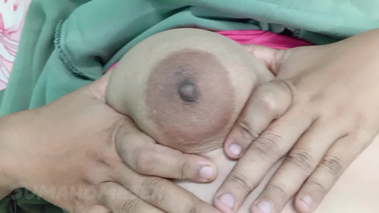 Sumahomesex: Muslimský hidžáb sexy žena v domácnosti má sex se služebníkem