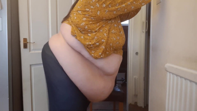 SSBBWLadyBrads: SSBBW bbw břicho se chvěje a kroutí