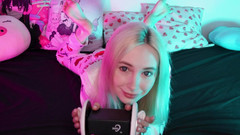 Loly Nebel Studio: Sleepover med din flickvän asmr