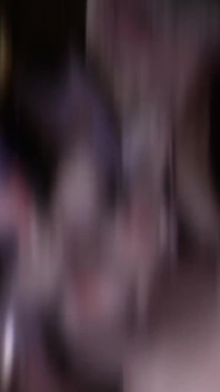 Une jolie salope en cosplay en 3D se fait baiser dans un gangbang sexy