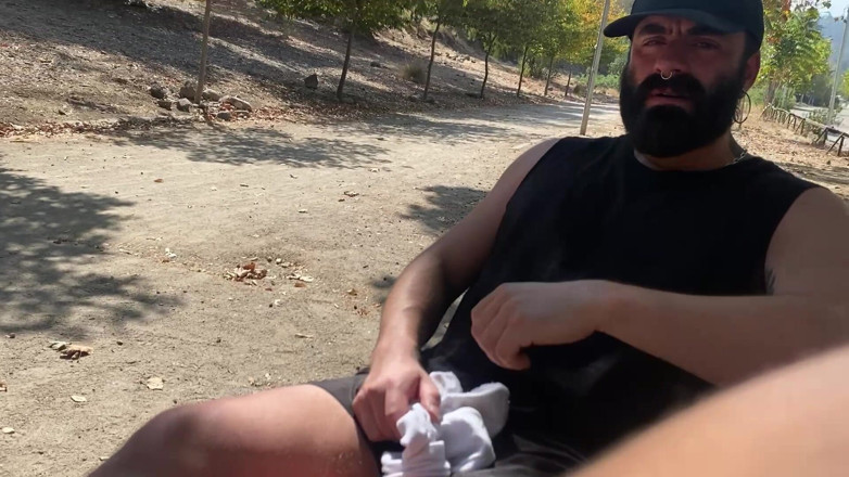 The Bearded Master: Foot Fetish &amp; Piss on the Street.