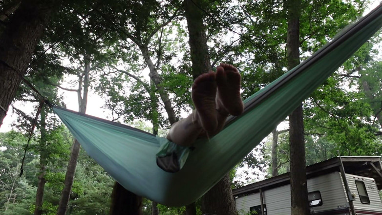 Raven Willow: Hammock Dreams &amp; Dirty Bare Feet