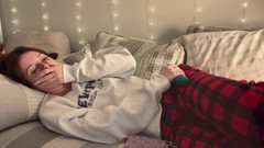 Nadia Foxx: Het speeltje van je stiefzus vinden in je kamer leidt...
