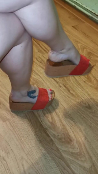 BadCat: On high heels