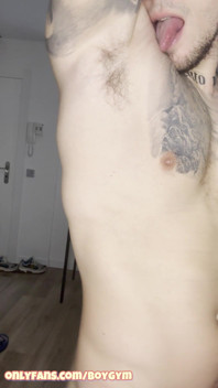 My Armpits and Big Cock Are Ready!!