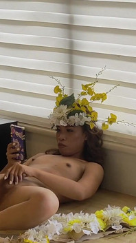 Shemale cums after a show