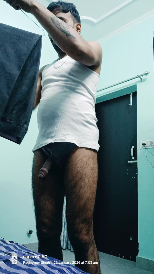 Solo Man (Indian Desi Man) Solo Man (Indian Desi Man)