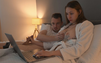 Step Mom Helps to Cum Step Son in Share Bed with Hand Job and ...