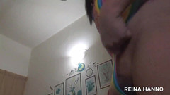 Reina Hanno: Reina Hanno si hraje s E-stim Butt Plug a zní...