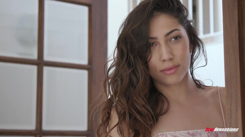 New Sensations: Judy fantastica sul suo fratellastro più anziano