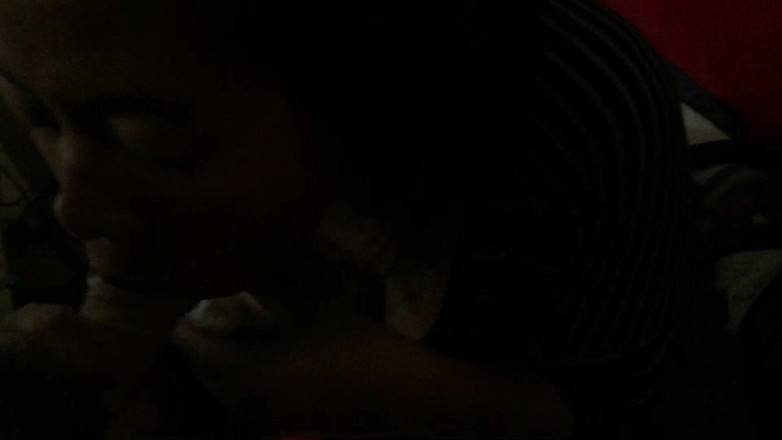 Megacute9999: Endonezyalı Kızlar Beyaz Bir Cinsi Kızı Emmeyi Seviyor