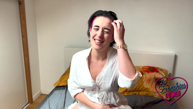 The Frenchies of the web: Leila, sharaarti larki jo vaastav men do land ka svad...