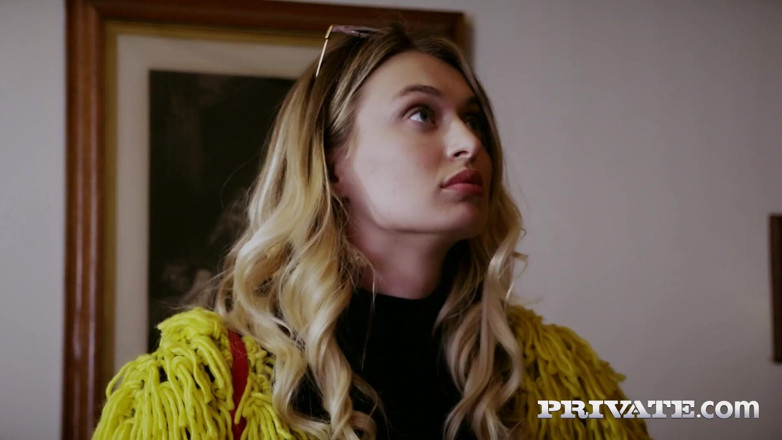Private.com: Henessy è la cameriera perfetta per un trio con Natalia Starr