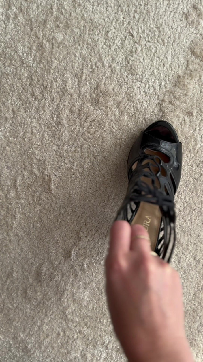 Velvet Witch 87: Kování pro znalce nohou