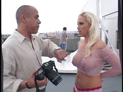 Porno Stars: Perfektní děvka tvrdě bušila v gangbangu